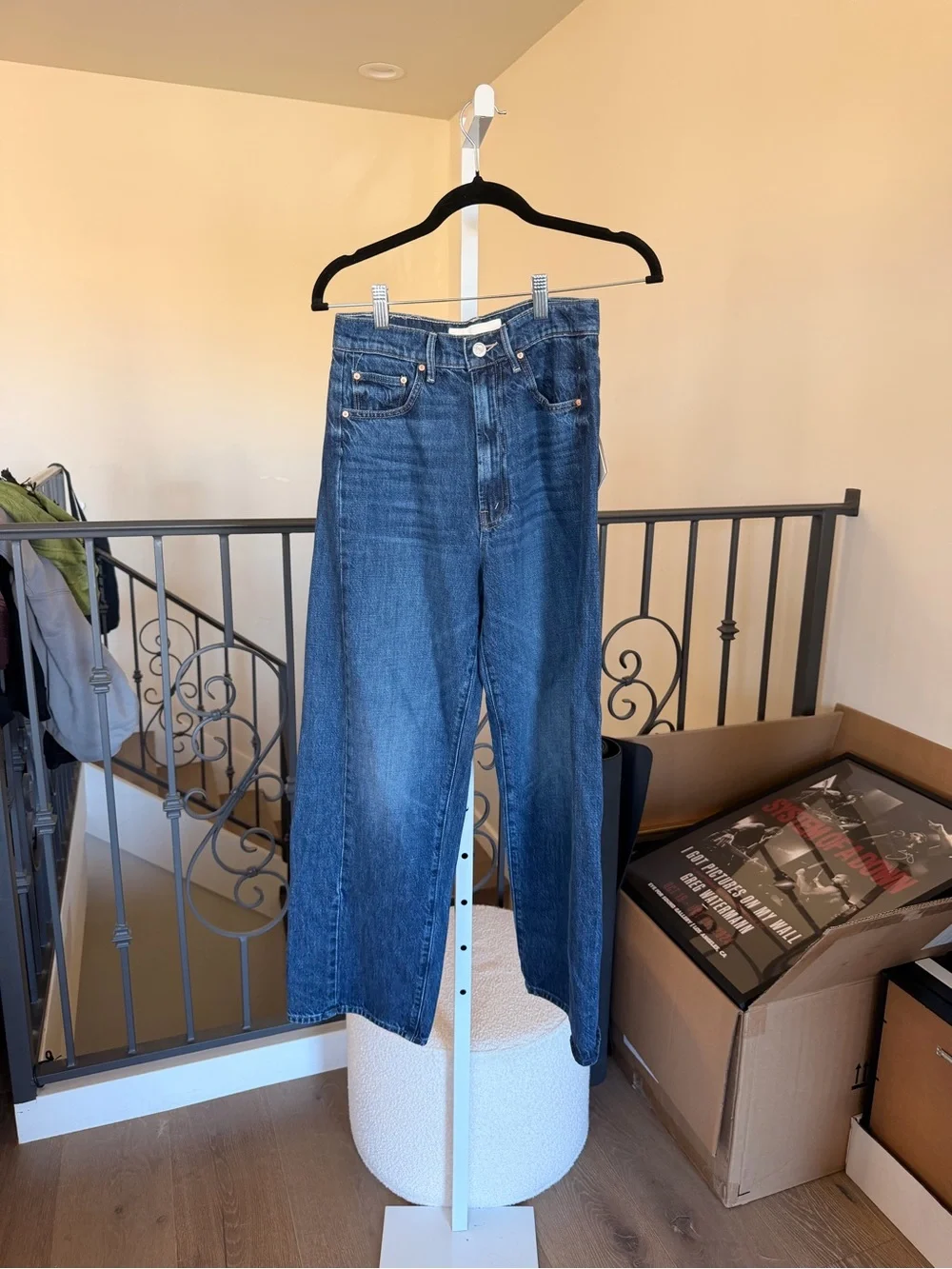 MOTHER Raw Hem Cropped Wide-Leg Jeans in Medium Blue